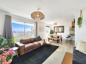 To Let 2 Bedroom Property for Rent in Green Point Western Cape